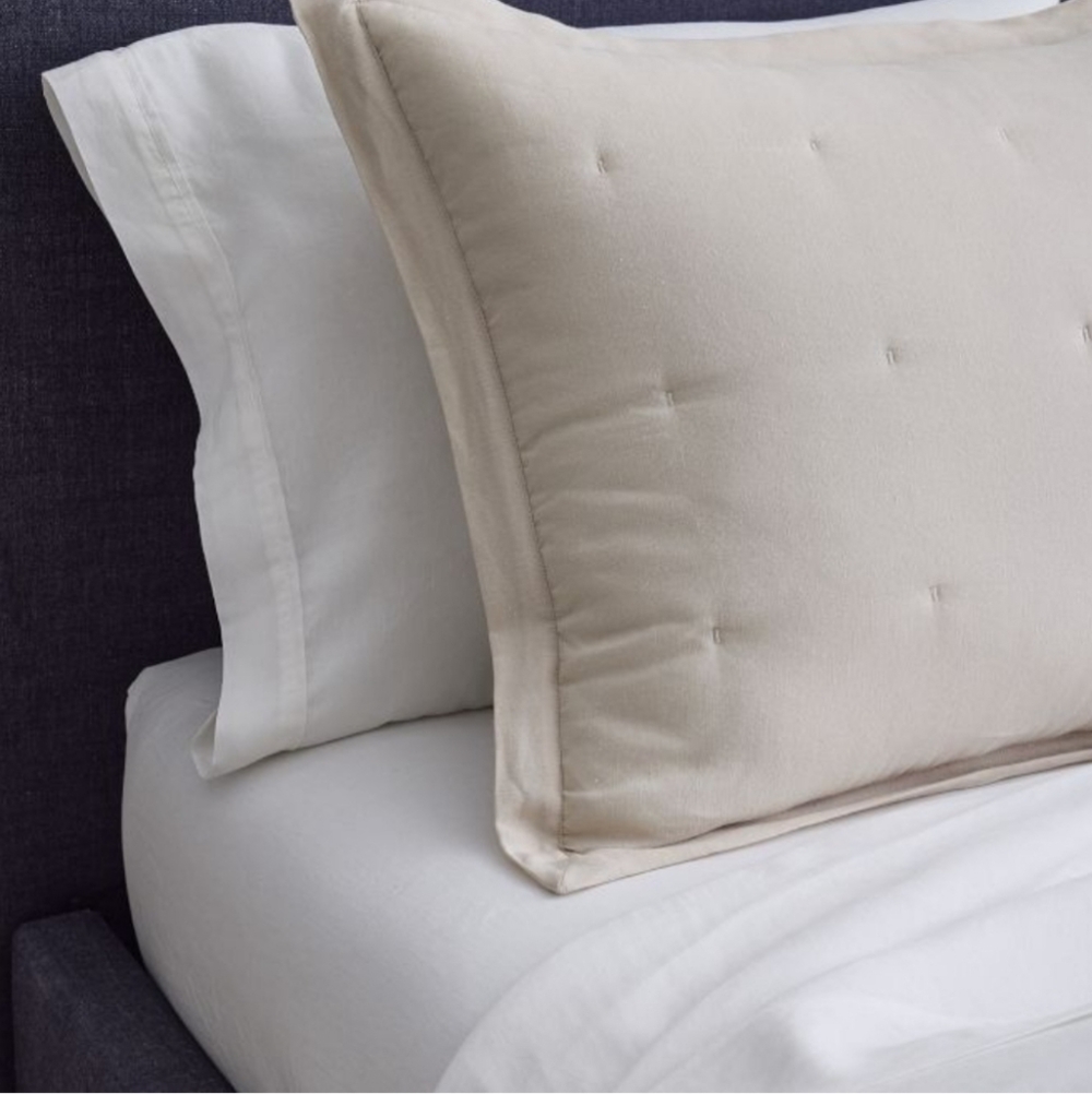 West Elm Signature Tencel Linen Sheet Set,Queen,White,Retail Price $269.00 USD - Picture 5 of 16